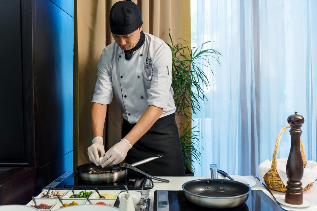 The Dostyk Hotel Almaty Luaran gambar