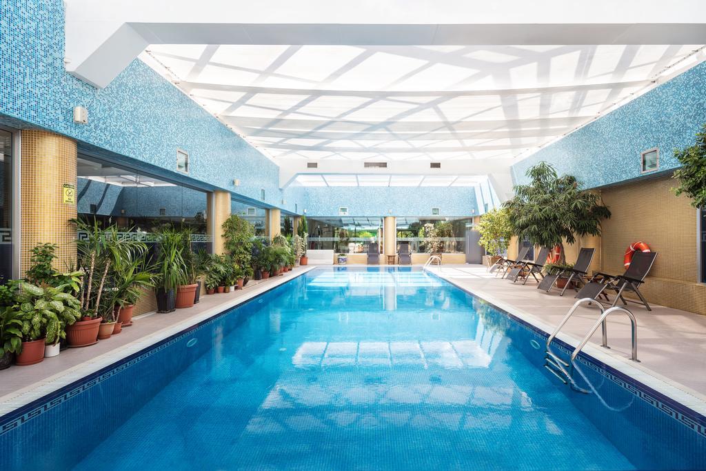 The Dostyk Hotel Almaty Luaran gambar