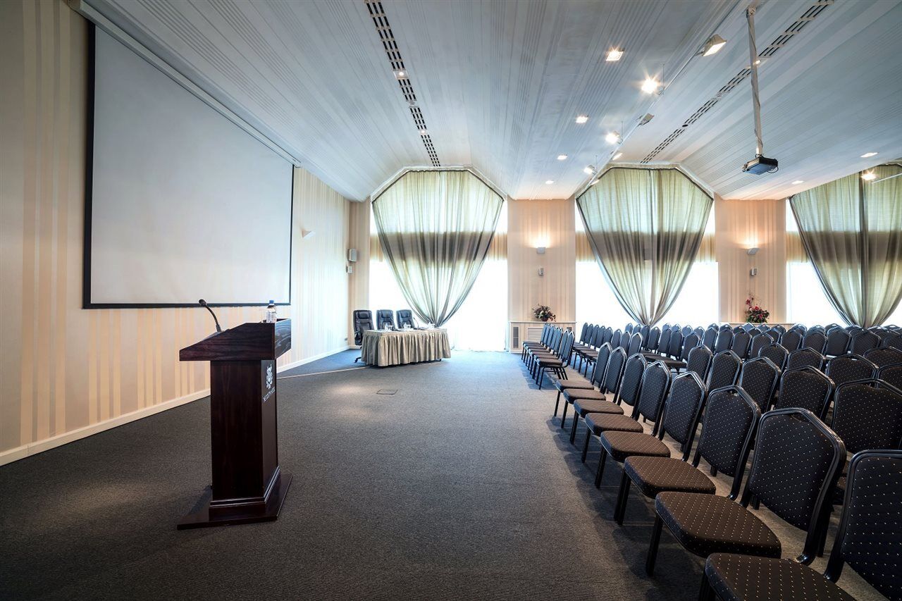 The Dostyk Hotel Almaty Luaran gambar